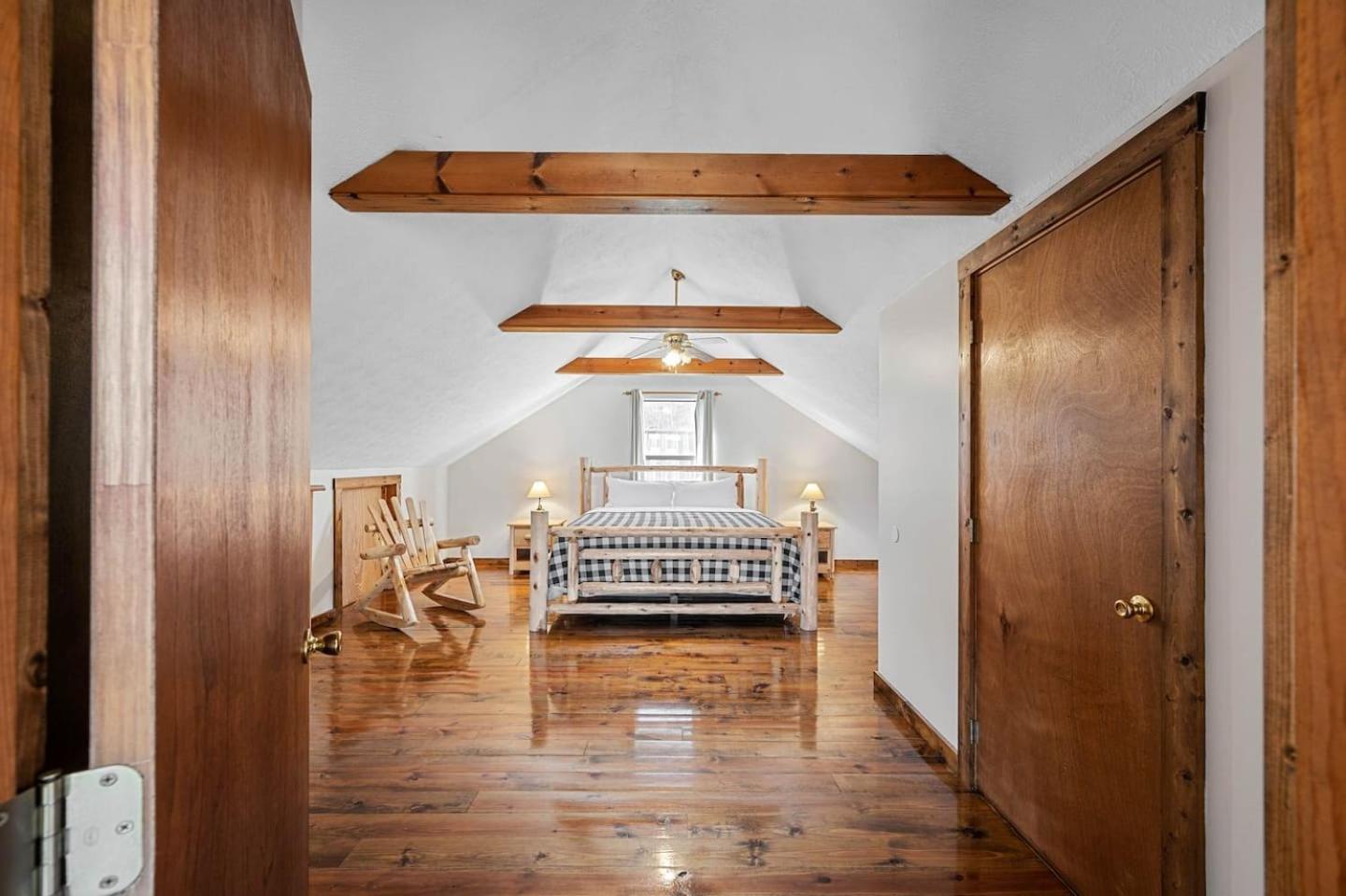 Dog Friendly! Views! Hot Tub! Close To Pf! Gsmnp Sevierville Exterior foto